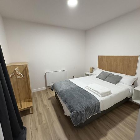 Apartamentos Recunchos Orense Kültér fotó