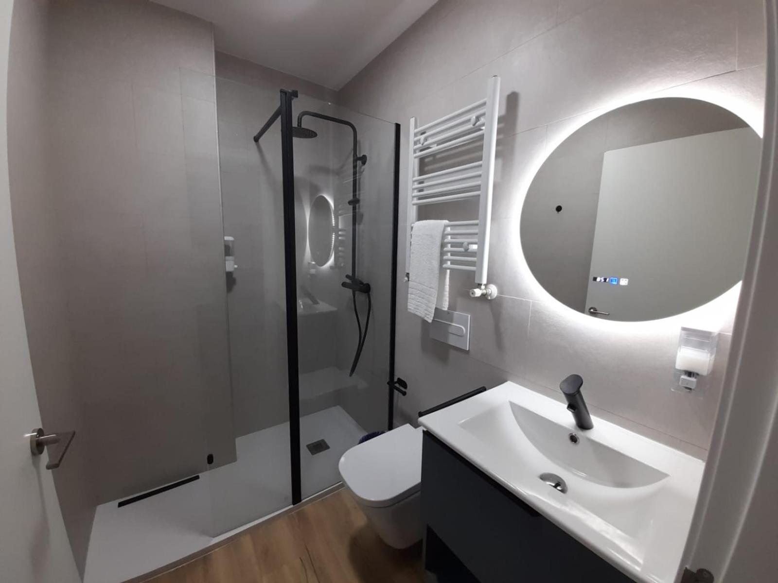 Apartamentos Recunchos Orense Kültér fotó