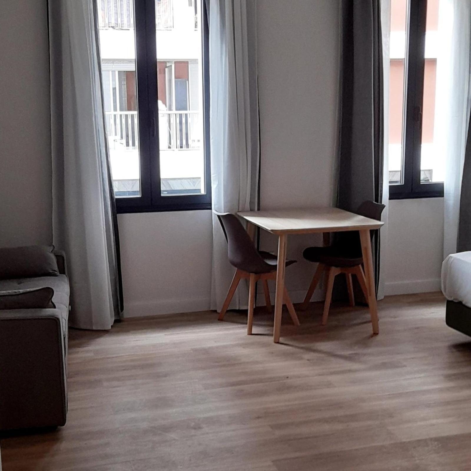Apartamentos Recunchos Orense Kültér fotó