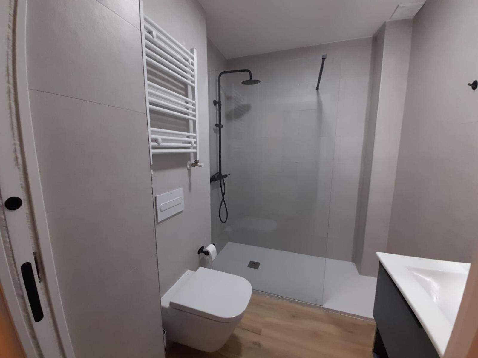 Apartamentos Recunchos Orense Kültér fotó