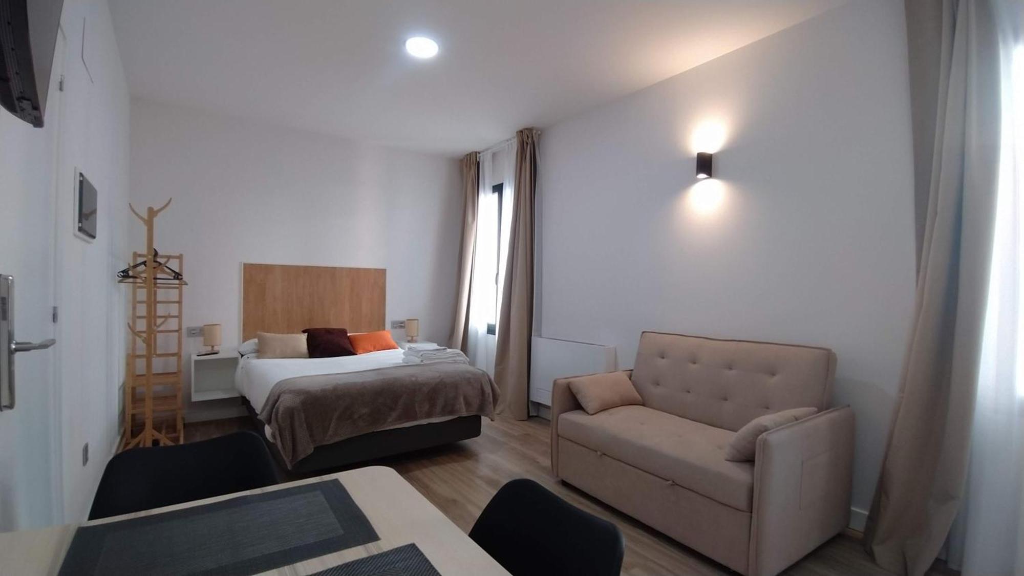 Apartamentos Recunchos Orense Kültér fotó