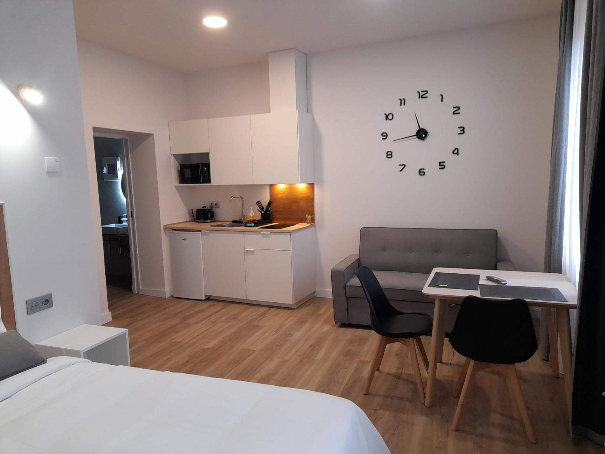 Apartamentos Recunchos Orense Kültér fotó